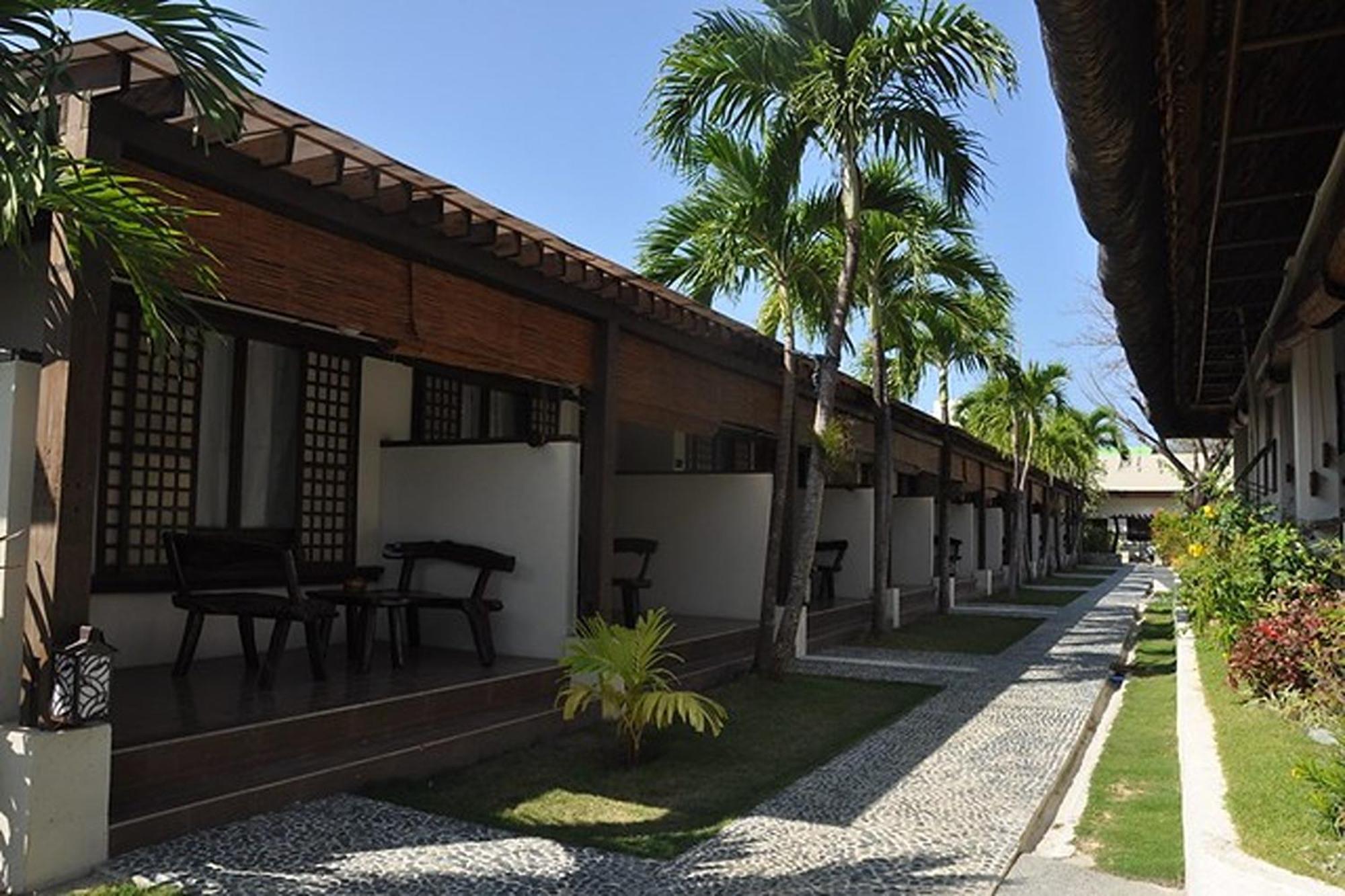 Maritoni Bali Suites And Villas Bauang Exterior foto